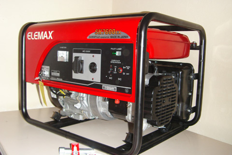 Máy phát điện Elemax SH7600EXS  